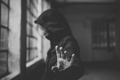 » #1/6 « / Pur... / Blog post by <a href="https://strkng.com/en/photographer/rosa+h-+lightart/">Photographer Rosa H. LightArt</a> / 2019-05-15 18:57 / Portrait