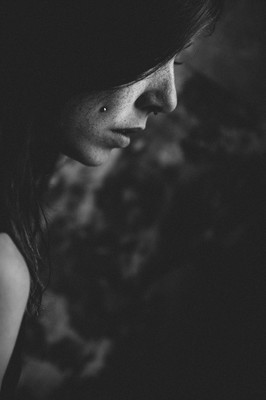 » #1/4 « / Julia / Blog post by <a href="https://strkng.com/en/photographer/rosa+h-+lightart/">Photographer Rosa H. LightArt</a> / 2019-06-16 22:05 / Portrait