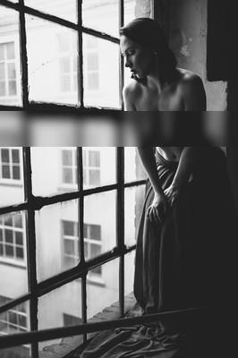 At the Window... / Nude / schwarz_weiß,monochrome,available_light,mood