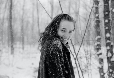 » #5/9 « / Runa in the snow / Blog-Beitrag von <a href="https://dannartphotography.strkng.com/de/">Fotograf daniel.nartschick</a> / 19.02.2021 11:51 / Portrait
