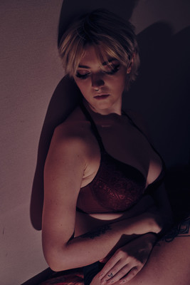 » #4/5 « / Sofie in Tokyo / Blog post by <a href="https://strkng.com/en/photographer/risu/">Photographer Risu</a> / 2019-02-16 14:05