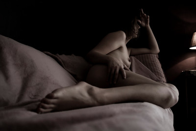 » #3/7 « / Vain expectations / Blog-Beitrag von <a href="https://strkng.com/de/fotograf/bogdan+bousca/">Fotograf Bogdan Bousca</a> / 30.07.2019 05:12 / Nude