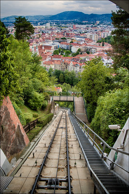 » #3/9 « / Graz / Blog post by <a href="https://strkng.com/en/photographer/thomas+illhardt/">Photographer Thomas Illhardt</a> / 2019-05-22 10:40