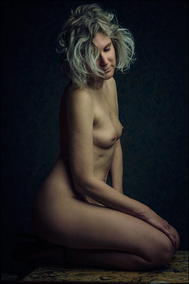 » #4/4 « / the touch / Blog post by <a href="https://strkng.com/en/photographer/thomas+illhardt/">Photographer Thomas Illhardt</a> / 2021-05-06 10:54