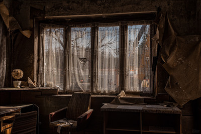 » #8/9 « / Grenzland (Teil I) / Blog post by <a href="https://strkng.com/en/photographer/thomas+illhardt/">Photographer Thomas Illhardt</a> / 2021-05-12 15:52