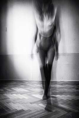 » #3/4 « / comecloser / Blog post by <a href="https://willischwanke.strkng.com/en/">Photographer Willi Schwanke</a> / 2019-10-06 09:14 / Nude