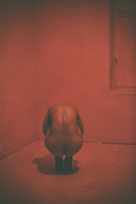 » #3/4 « / missfox | fearless / Blog-Beitrag von <a href="https://willischwanke.strkng.com/de/">Fotograf Willi Schwanke</a> / 14.04.2020 10:59 / Nude