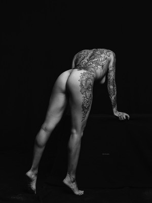 » #3/5 « / inked / Blog post by <a href="https://willischwanke.strkng.com/en/">Photographer Willi Schwanke</a> / 2020-07-06 22:11 / Nude