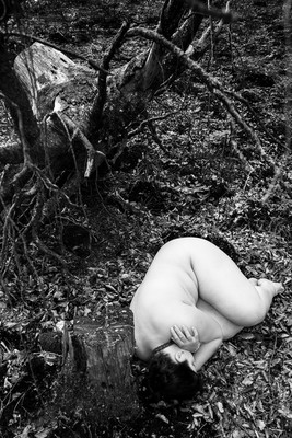 Woods / Nude / implied,nude,b/w