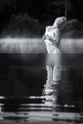 II / Nude / woman,nudeart,water,blackandwhite