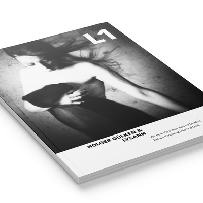 » #1/6 « / Photobook Nr. 4 HOLGER DÜLKEN &amp; LYSANN / Blog-Beitrag von <a href="https://holgerduelken.strkng.com/de/">Fotograf Holger Dülken</a> / 19.01.2021 17:47