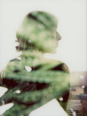 » #2/6 « / Symbiose / Blog post by <a href="https://strkng.com/en/photographer/filthy+wizard/">Photographer Filthy Wizard</a> / 2020-02-17 15:26 / Instant-Film