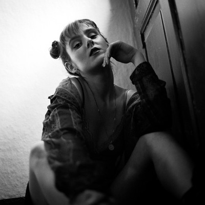 » #9/9 « / Treppenhaus und Keller / Blog-Beitrag von <a href="https://strkng.com/de/fotograf/filthy+wizard/">Fotograf Filthy Wizard</a> / 18.03.2020 10:49 / Portrait