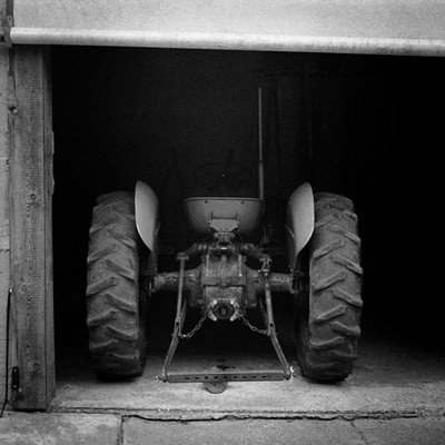 » #4/9 « / 35mm Square Format!!?? / Blog post by <a href="https://strkng.com/en/photographer/filthy+wizard/">Photographer Filthy Wizard</a> / 2021-08-06 13:26 / Schwarz-weiss