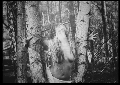 » #5/9 « / M.U.T / Blog-Beitrag von <a href="https://strkng.com/de/fotograf/mario+von+oculario/">Fotograf Mario von Oculario</a> / 28.04.2019 18:33 / Nude