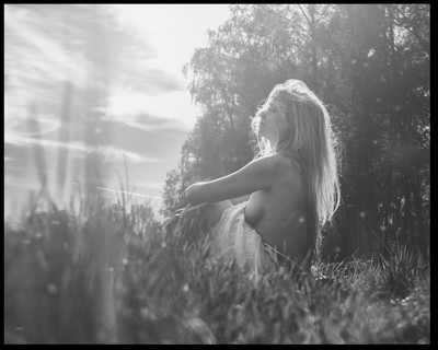 » #9/9 « / M.U.T / Blog post by <a href="https://strkng.com/en/photographer/mario+von+oculario/">Photographer Mario von Oculario</a> / 2019-04-28 18:33 / Nude