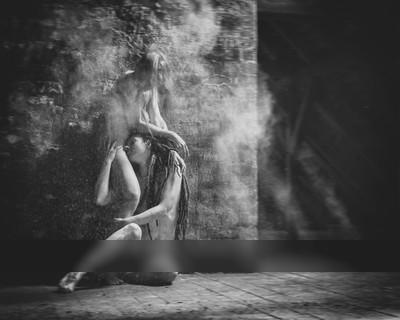 » #8/9 « / THE SOULWALKER PROJECT / Blog-Beitrag von <a href="https://strkng.com/de/fotograf/mario+von+oculario/">Fotograf Mario von Oculario</a> / 20.05.2019 18:22 / Nude