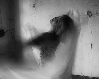 » #6/9 « / UNIQUE DANCE / Blog post by <a href="https://strkng.com/en/photographer/mario+von+oculario/">Photographer Mario von Oculario</a> / 2020-10-18 13:34 / Performance