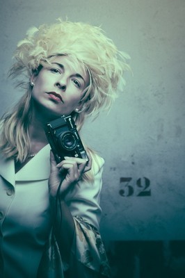 » #9/9 « / Sílvia by Numbers / Blog post by <a href="https://strkng.com/en/photographer/joe+hogan/">Photographer Joe Hogan</a> / 2022-09-29 18:22