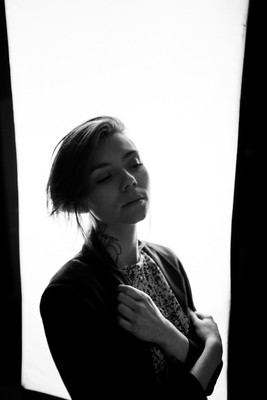 » #1/9 « / Varying moods / Blog-Beitrag von <a href="https://strkng.com/de/fotograf/frank+pudel/">Fotograf Frank Pudel</a> / 29.03.2020 09:01 / Fine Art / fineart,blackandwhite,monochrom,schwarzweiss,portrait,mood,emotions