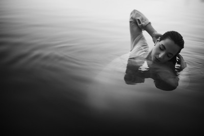 » #3/9 « / calm in water / Blog post by <a href="https://strkng.com/en/photographer/rainer+moster/">Photographer Rainer Moster</a> / 2025-02-21 23:43