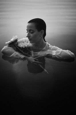 » #7/9 « / calm in water / Blog-Beitrag von <a href="https://strkng.com/de/fotograf/rainer+moster/">Fotograf Rainer Moster</a> / 21.02.2025 23:43