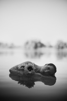 » #8/9 « / calm in water / Blog-Beitrag von <a href="https://strkng.com/de/fotograf/rainer+moster/">Fotograf Rainer Moster</a> / 21.02.2025 23:43