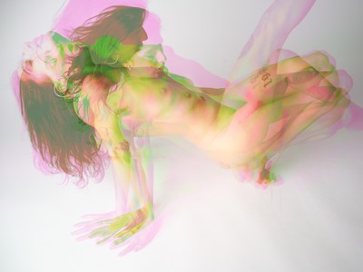 » #1/9 « / Triptychon Session Part 2 / Blog-Beitrag von <a href="https://strkng.com/de/fotograf/pollux/">Fotograf Pollux</a> / 19.05.2023 18:38 / Nude