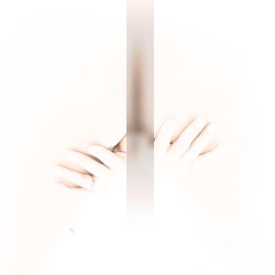 » #7/9 « / Triptychon Part 3 | Auflösen im Licht / Blog post by <a href="https://strkng.com/en/photographer/pollux/">Photographer Pollux</a> / 2023-05-23 08:38 / Nude