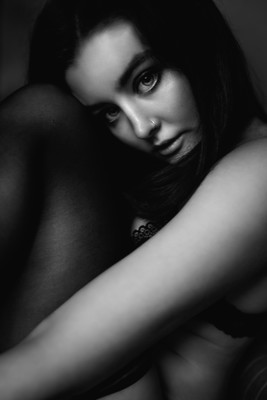 » #2/6 « / Sydney's feelings / Blog-Beitrag von <a href="https://strkng.com/de/fotograf/ugrandolini/">Fotograf ugrandolini</a> / 11.05.2020 10:17 / Portrait / glamour