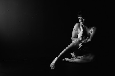 » #6/9 « / Black and White / Blog-Beitrag von <a href="https://strkng.com/de/fotograf/peter+k%C3%A4chele/">Fotograf Peter Kächele</a> / 23.12.2021 08:48 / Portrait