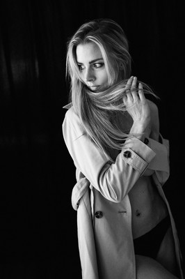 » #2/9 « / Kerstin / Blog-Beitrag von <a href="https://strkng.com/de/fotograf/peter+k%C3%A4chele/">Fotograf Peter Kächele</a> / 05.04.2022 13:37 / Portrait