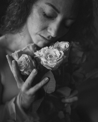 » #9/9 « / Flowers / Blog post by <a href="https://strkng.com/en/photographer/peter+k%C3%A4chele/">Photographer Peter Kächele</a> / 2025-01-29 16:16 / Portrait