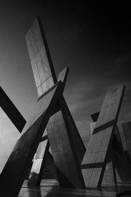 » #1/5 « / Tonal Values / Blog post by <a href="https://strkng.com/en/photographer/volkan+sorkun/">Photographer Volkan Sorkun</a> / 2023-01-20 12:54 / Architektur