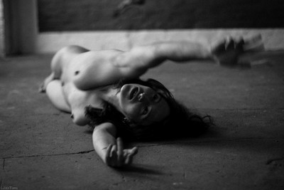 » #1/4 « / In my room. / Blog-Beitrag von <a href="https://strkng.com/de/fotografin/lilith+terra/">Fotografin Lilith Terra</a> / 12.01.2020 21:41 / Schwarz-weiss