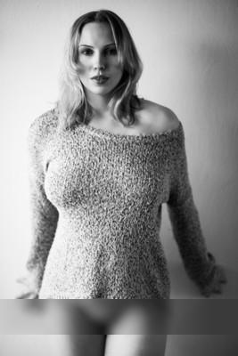 The Pullover / Nude / nude,woman,indoor,pullover,availablelight