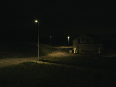 » #2/5 « / Nightmoves / Blog-Beitrag von <a href="https://strkng.com/de/fotograf/christian+a-+friedrich/">Fotograf Christian A. Friedrich</a> / 11.02.2023 18:32 / Street