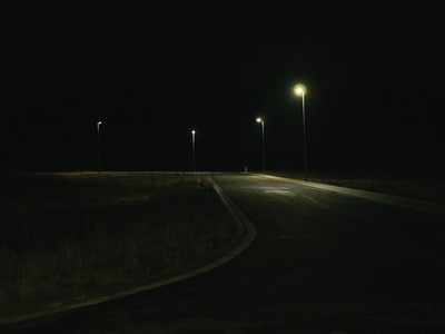 » #4/5 « / Nightmoves / Blog-Beitrag von <a href="https://strkng.com/de/fotograf/christian+a-+friedrich/">Fotograf Christian A. Friedrich</a> / 11.02.2023 18:32 / Street