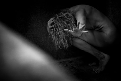 Don‘t Touch!  / Nude / Nude,Dark,Art,fineart,emotion