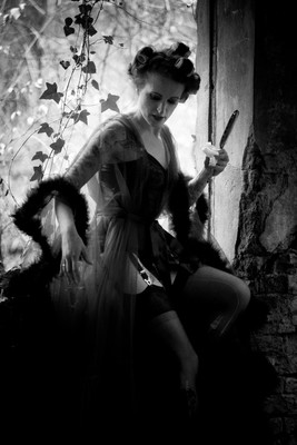 » #9/9 « / The rotten Diva / Blog post by <a href="https://marcusschmidt.strkng.com/en/">Photographer Marcus Schmidt</a> / 2021-04-18 13:25