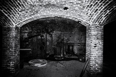 » #9/9 « / Abandoned factory in Milan / Blog-Beitrag von <a href="https://strkng.com/de/fotograf/storvandre+photography/">Fotograf Storvandre Photography</a> / 19.06.2020 10:16 / Schwarz-weiss