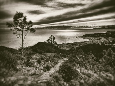 » #6/9 « / Above the sea / Blog post by <a href="https://strkng.com/en/photographer/storvandre+photography/">Photographer Storvandre Photography</a> / 2020-12-23 10:13 / Landscapes