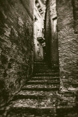 » #2/9 « / Pognana Lario – The Secrets of Lake Como / Blog post by <a href="https://strkng.com/en/photographer/storvandre+photography/">Photographer Storvandre Photography</a> / 2021-01-08 12:31 / Dokumentation