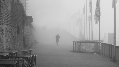 » #2/5 « / Nebel in Ruhrort / Blog-Beitrag von <a href="https://strkng.com/de/fotograf/gernot+schwarz/">Fotograf Gernot Schwarz</a> / 02.12.2019 18:26