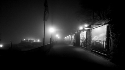 » #3/6 « / Nebelnächte / Blog post by <a href="https://strkng.com/en/photographer/gernot+schwarz/">Photographer Gernot Schwarz</a> / 2019-12-13 21:21