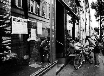 » #2/9 « / Szene Ruhrort / Blog post by <a href="https://strkng.com/en/photographer/gernot+schwarz/">Photographer Gernot Schwarz</a> / 2020-03-07 15:33