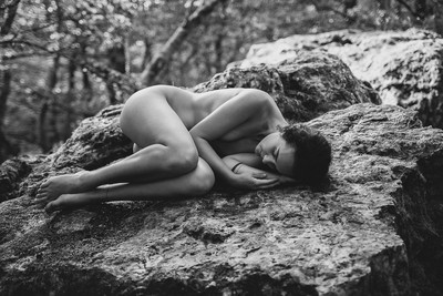 Sabi naturebound / Nude / nude,nudeinnature,nudephotography,woman,outdoors,blackandwhitephotography,naturebound