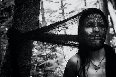 » #2/9 « / Fatima / Blog post by <a href="https://strkng.com/en/photographer/sprache+der+seele/">Photographer Sprache der Seele</a> / 2019-12-29 10:56 / Fine Art / schwarzweis,sensual,stille,blackandwhite,frau,female,outdoor,portrait