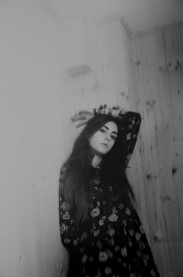 » #4/8 « / Sarah / Blog post by <a href="https://strkng.com/en/photographer/sprache+der+seele/">Photographer Sprache der Seele</a> / 2020-01-16 09:20