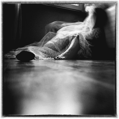 » #4/9 « / Francesca Woodmans Arbeit neu interpretier / Blog-Beitrag von <a href="https://strkng.com/de/fotografin/veronika--039-s+blickwinkel/">Fotografin Veronika&#039;s Blickwinkel</a> / 30.08.2021 08:13